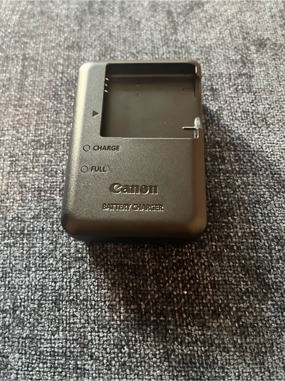 Canon Genuine Charger CB-2LA
